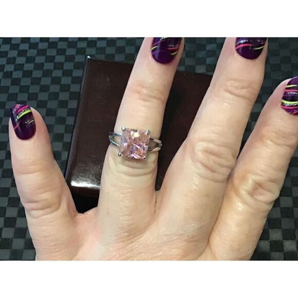 New 6 Ct. Princess Cut Pink Sapphire Solitaire Ring Sz 8 - Picture 4 of 4